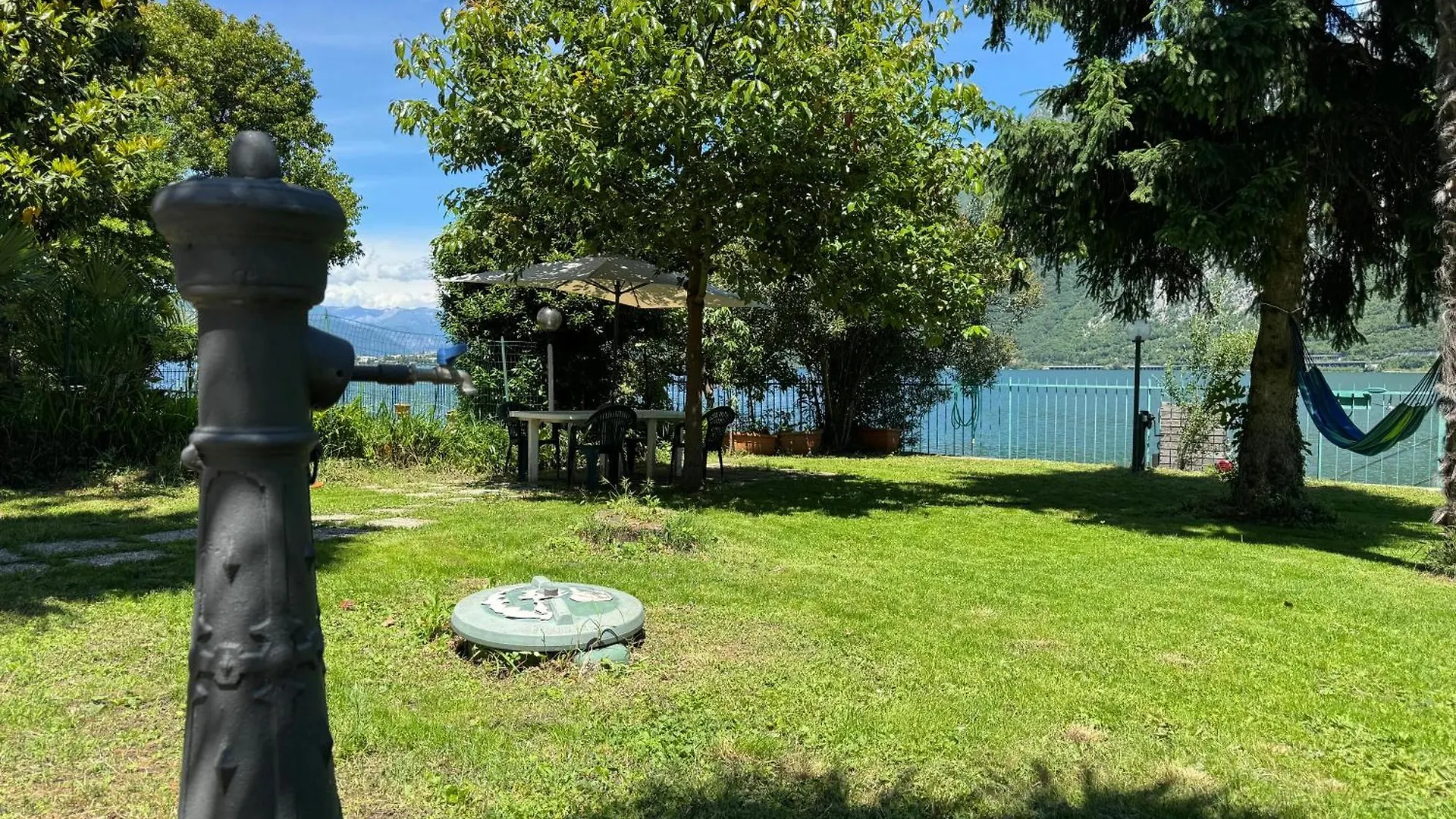 Al Piccolo Pontile - Como Lake Mandello del Lario 0*,